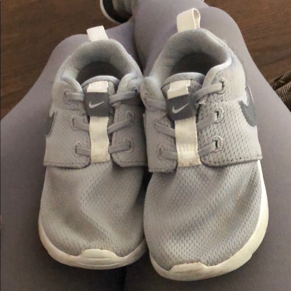 Toddler nikes